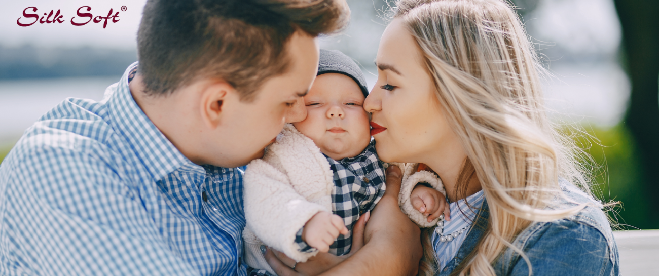 How to Travel with a Newborn: Must-Have Items for a Smooth Journey