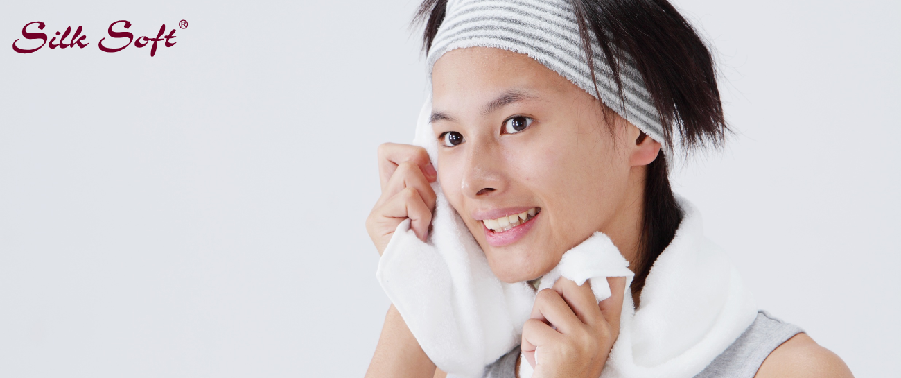 Wet Wipes for Cleaning Body: Freshness Without Water Silk Soft